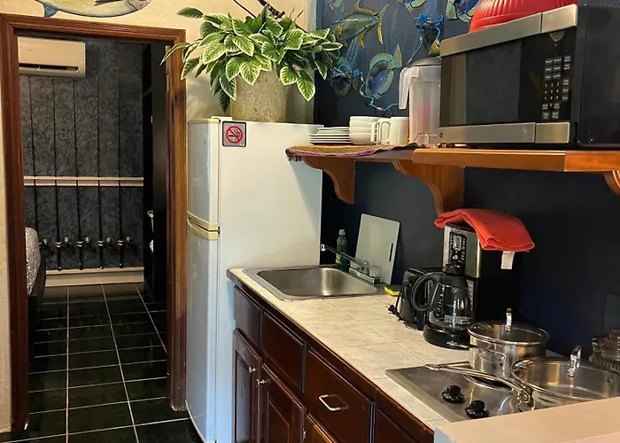 Belize Budget Hotel 2*