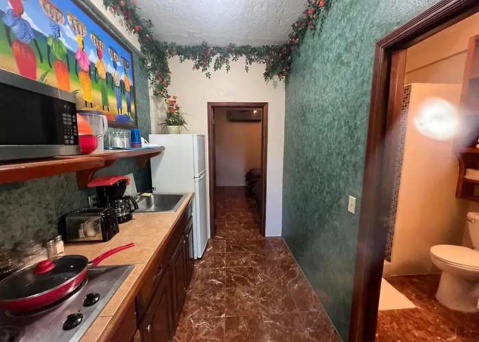 Belize Budget Hotel