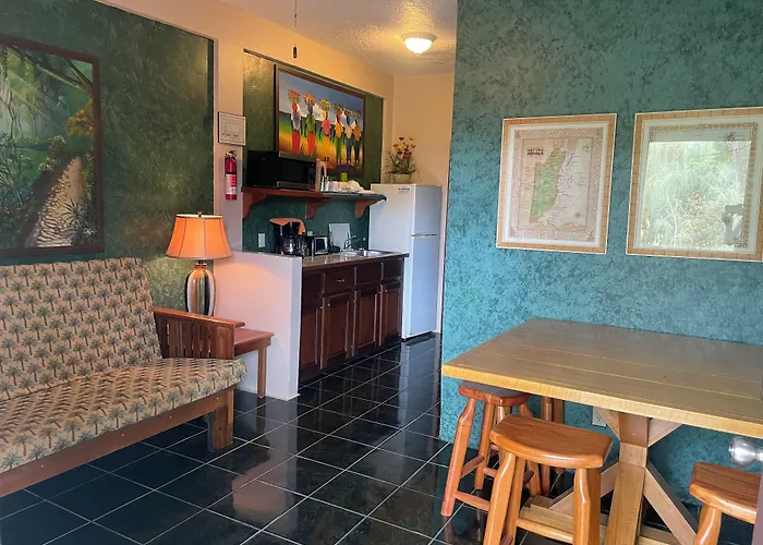 Hotel Belize Budget 2*